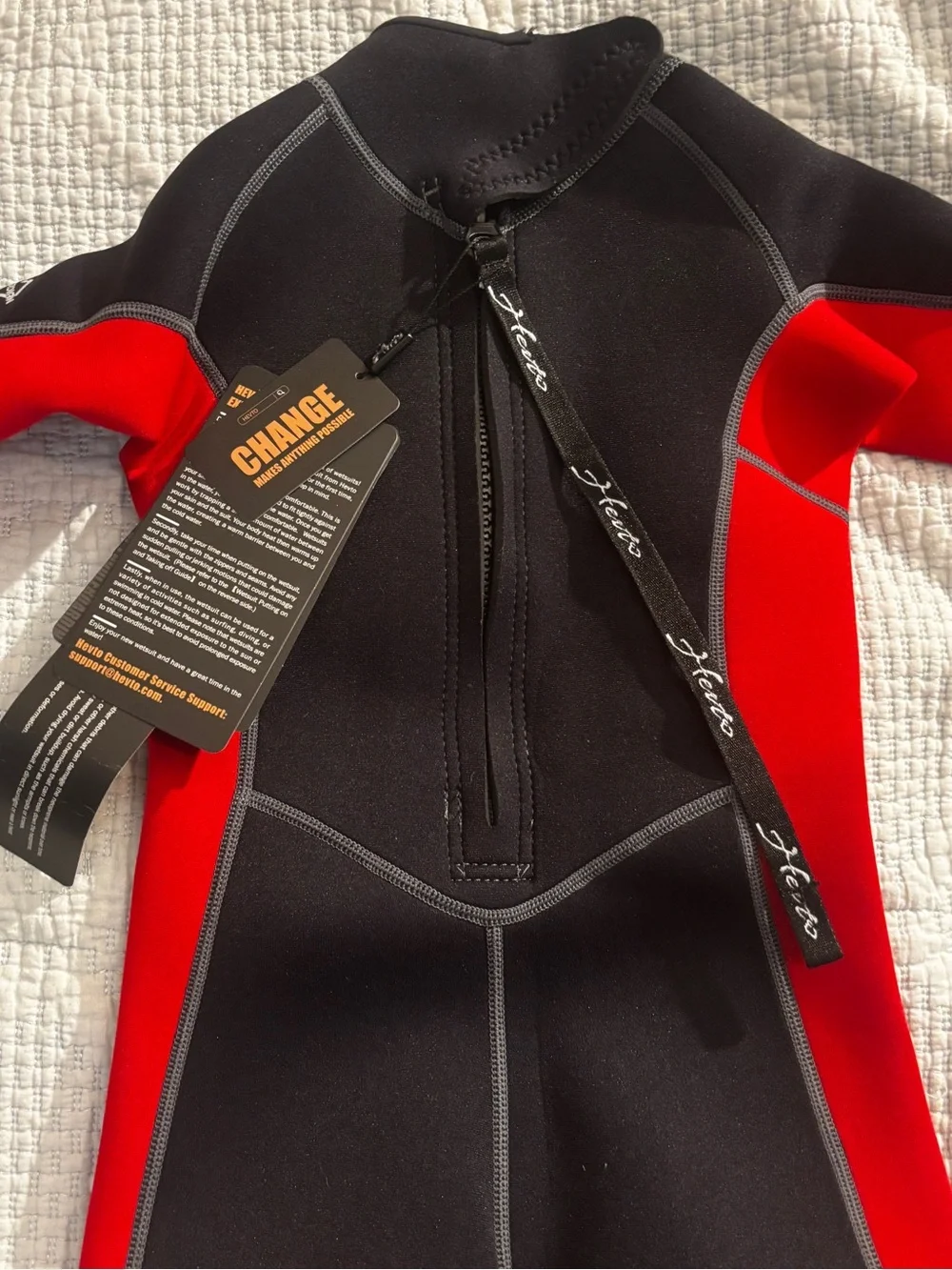 NWT Hevto Guardian Youth Black Red Full Wetsuit Size 4 Kids Surf Swim